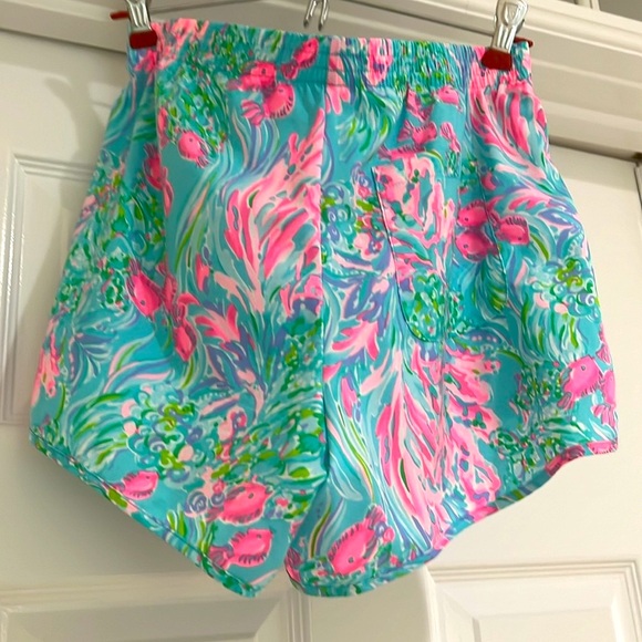 Lily Pulitzer Luxletic Shorts - Picture 2 of 6